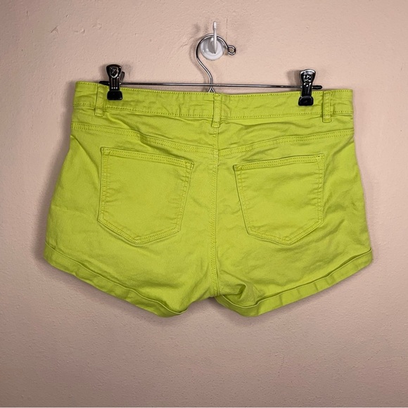 Size 10 H&M Lime Green Vibrant Shorts Stretch Cotton Blend Punk Goth - Picture 4 of 11
